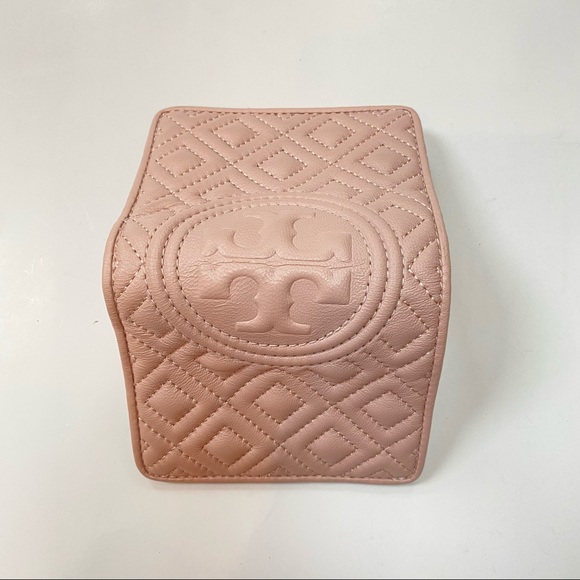 Tory Burch Handbags - NWOT Tory Burch Fleming Bi-fold Mini Wallet